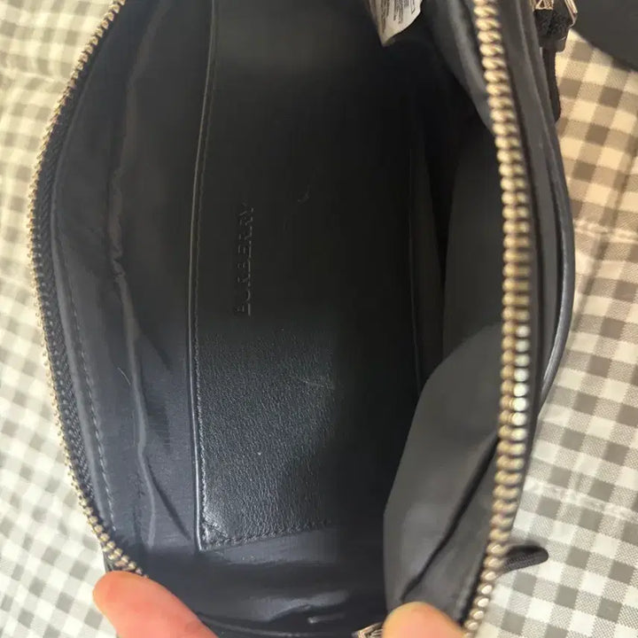 [BUNJANG] Burberry Logo Print Nylon Bumbag (Belt Bag) / 버버리 로고 프린트 나일론 범 백(벨트백)