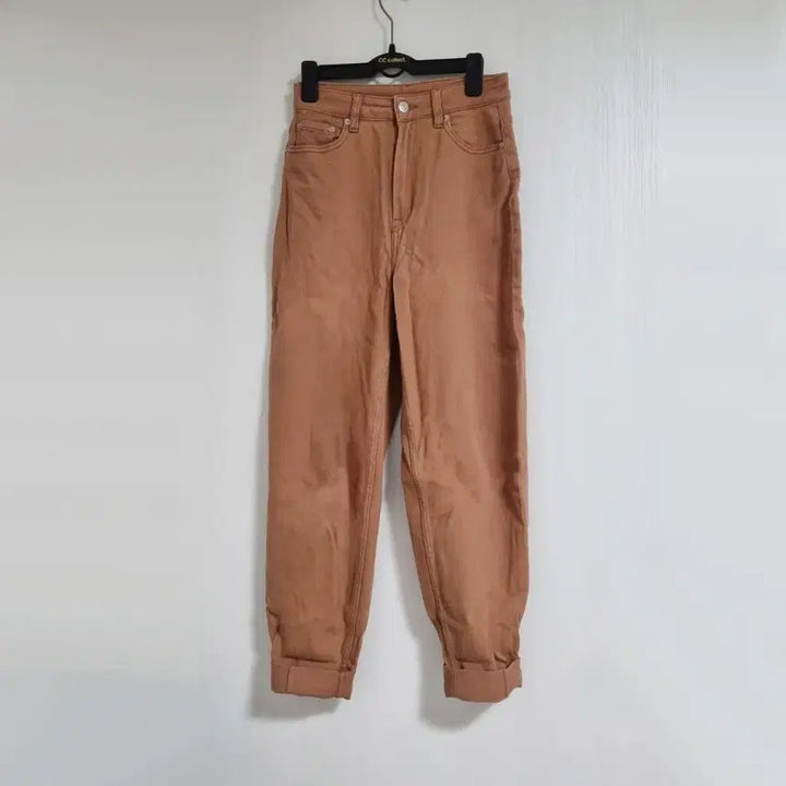 [BUNJANG] H&amp;M High-Waisted Mom Fit Cotton Denim Pants / H&amp;M 하이웨스트 맘핏 면데님팬츠 배기핏바지