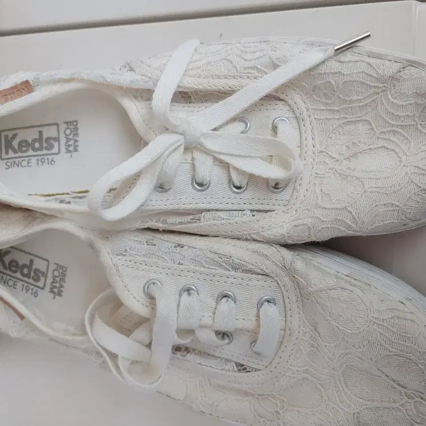 [BUNJANG] Keds Lace White Sneakers / 케즈 레이스 화이트 스니커즈