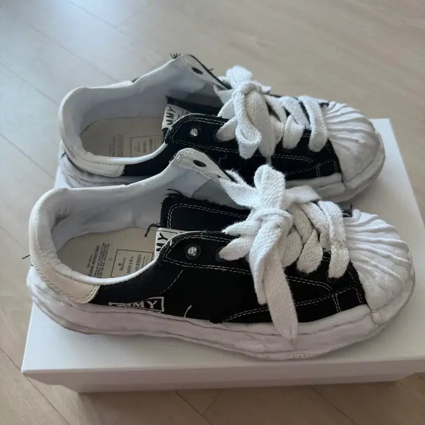 [BUNJANG] Mihara Yasuhiro Blakey Leather Sneakers / 미하라 야스히로 블레이키 42