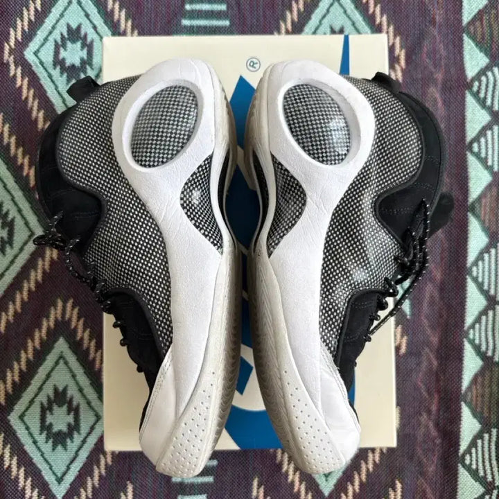 [BUNJANG] Nike Air Zoom Flight 95 Basketball Shoes (Size 265) / [265]에어 줌 플라이트 95
