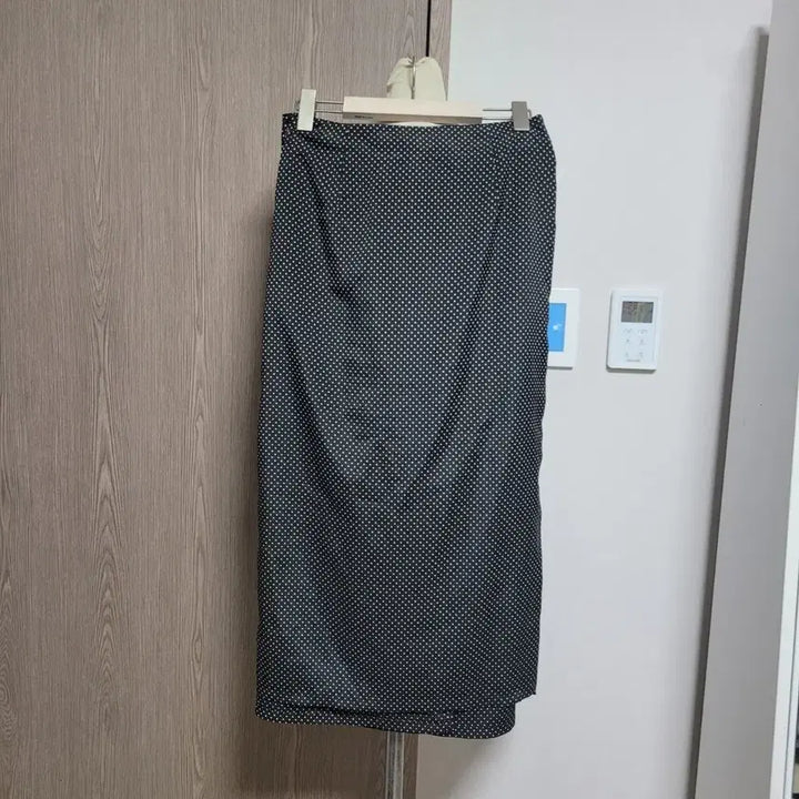 [BUNJANG] Steve J &amp; Yoni P Dot Wrap Long Skirt Black / 스티브요니  도트 랩 롱 스커트 블랙