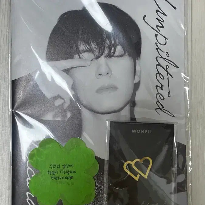[BUNJANG] DAY6 Young K Unfiltered Fan Gift Essay Book Bookmark Handwritten Confetti Bundle Set / 원필 솔콘 언필터드 팬기프트 에세이북 북마크 손글씨 컨페티 양도