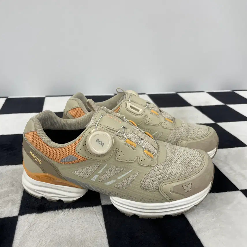 [BUNJANG] Narziio Trail 2 Dial Trekking Shoes / 506) 나르지오 트레일2 다이얼 트레킹화 235