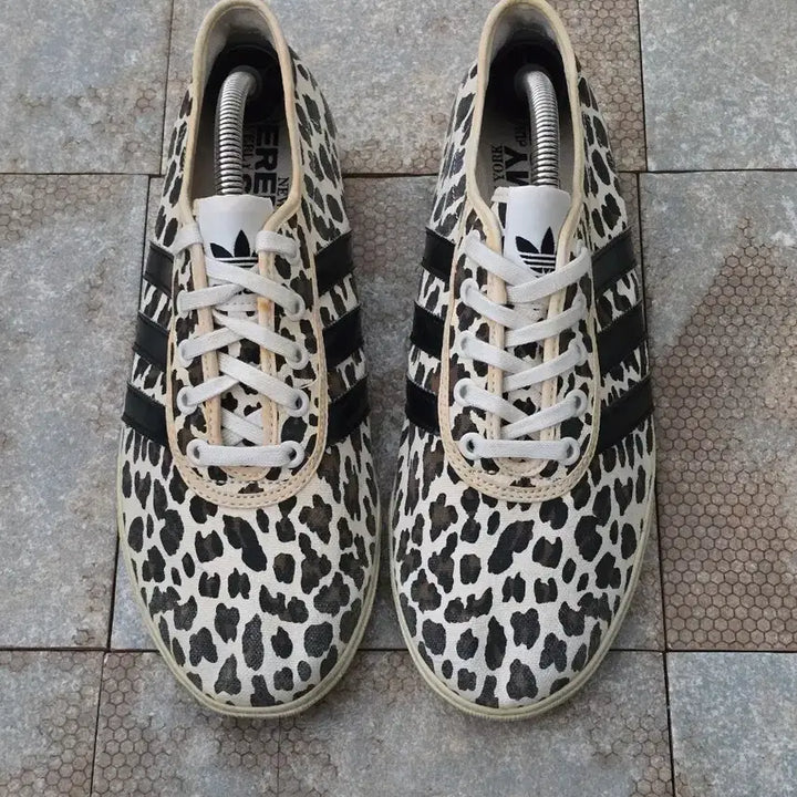 [BUNJANG] Adidas x Jeremy Scott Leopard Padded Sole Sneakers / (245)아디다스 제레미스캇 레오파드 p솔 스니커즈