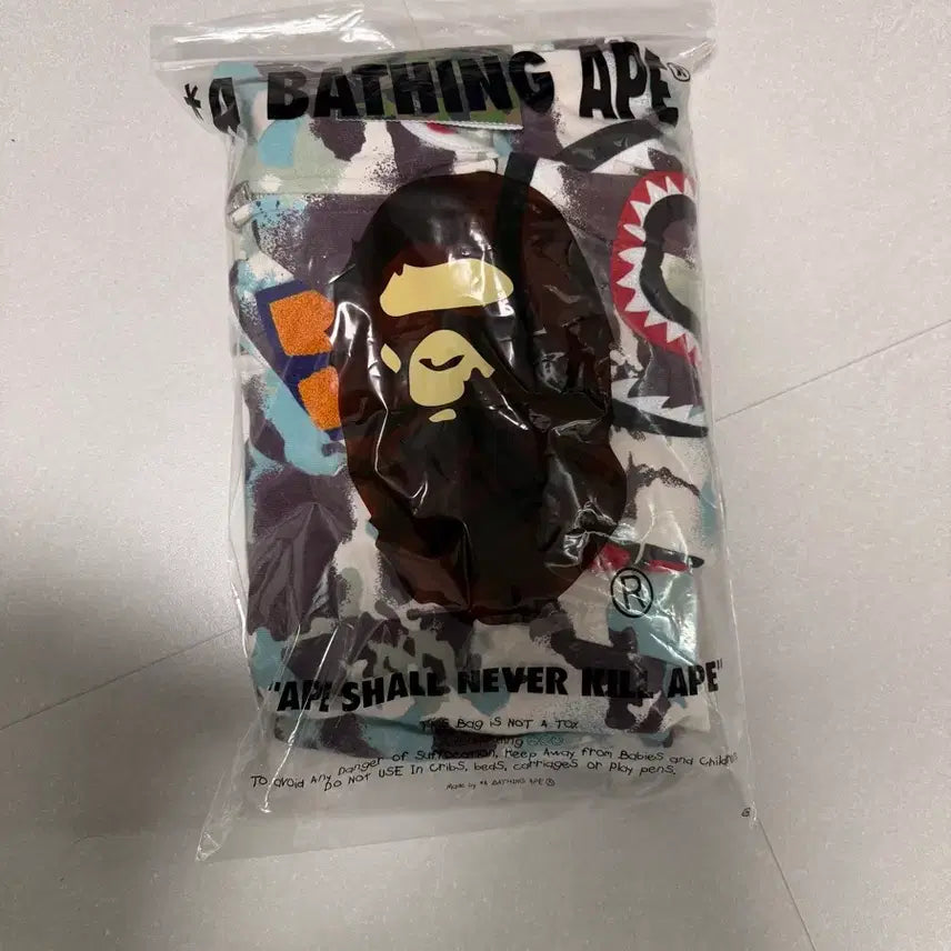 [BUNJANG] BAPE Shark Multi Camo Full Zip Hoodie / 베이프 샤크 멀티 카모 후드집업