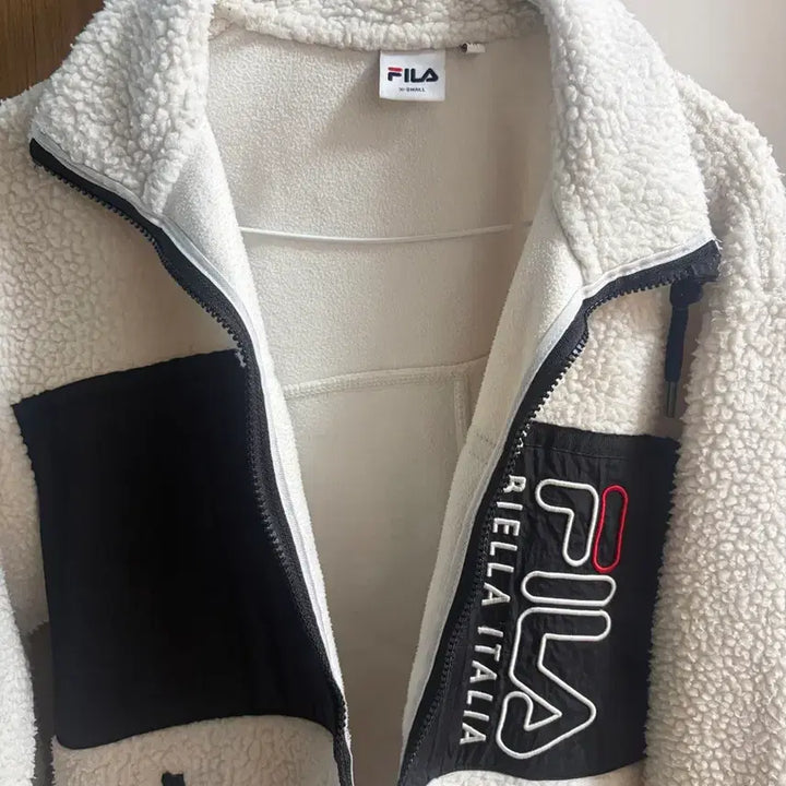 [BUNJANG] Fila Fleece Zip-Up Jacket / 휠라 양털 후리스