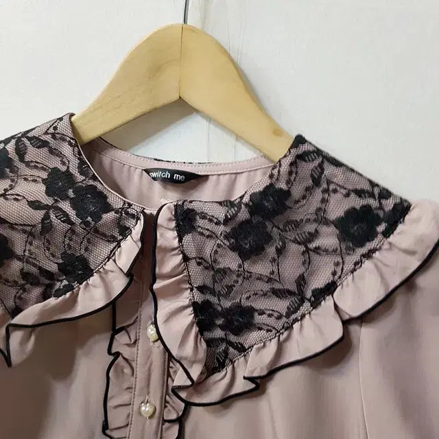 [BUNJANG] Switch Me Sailor Cropped Blouse / switch me 세일러 크롭 블라우스