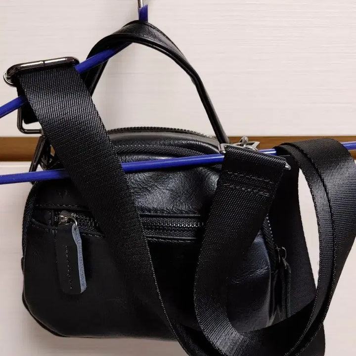 [BUNJANG] Black Leather Mini Crossbody Tote Bag / 블랙 가죽 미니 크로스백 토트백