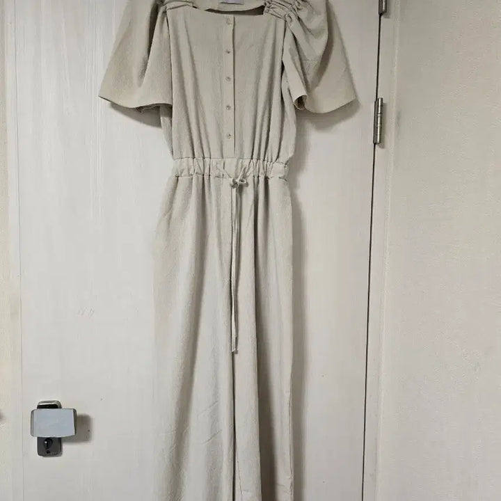 [BUNJANG] Naning9 Square Neck Wide Jumpsuit / 난닝9 스퀘어넥  와이드 찰랑 점프수트( 55-77)