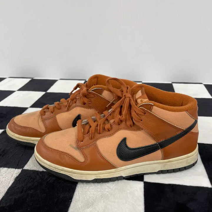 [BUNJANG] Nike Dunk Mid Amber Brown Dark Russet (250mm) / 507) 나이키 덩크 미드 앰버 브라운 다크러셋 250mm