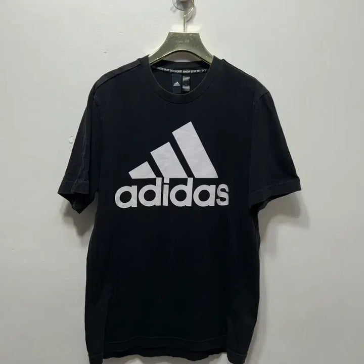 [BUNJANG] Adidas Big Logo Short Sleeve T-Shirt Black M / 아디다스 빅로고 반팔 티셔츠 블랙 M
