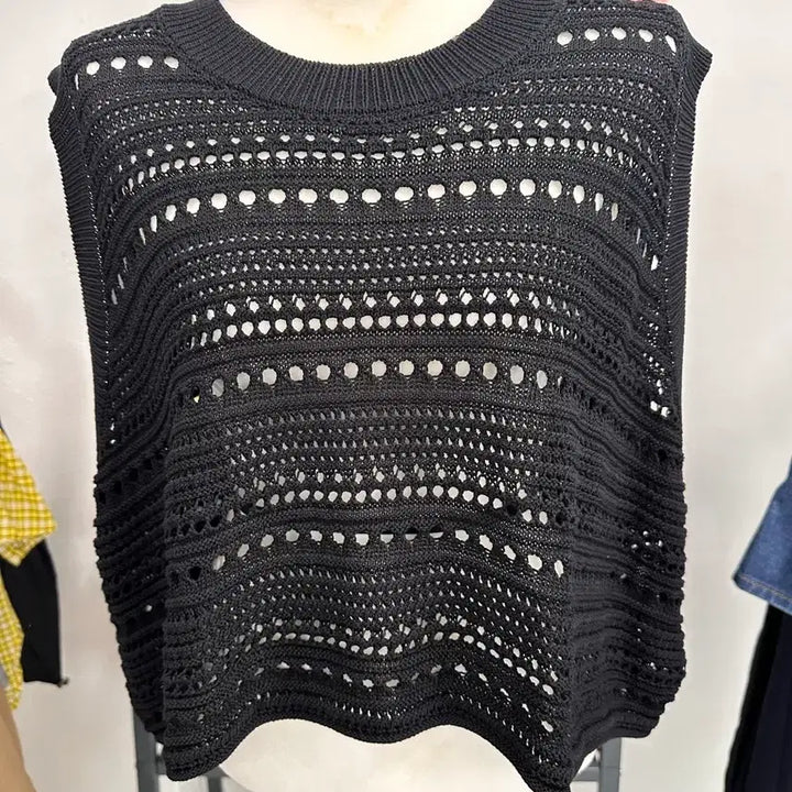 [BUNJANG] Black Crochet Knit Top / 블랙 크로셰 니트 탑