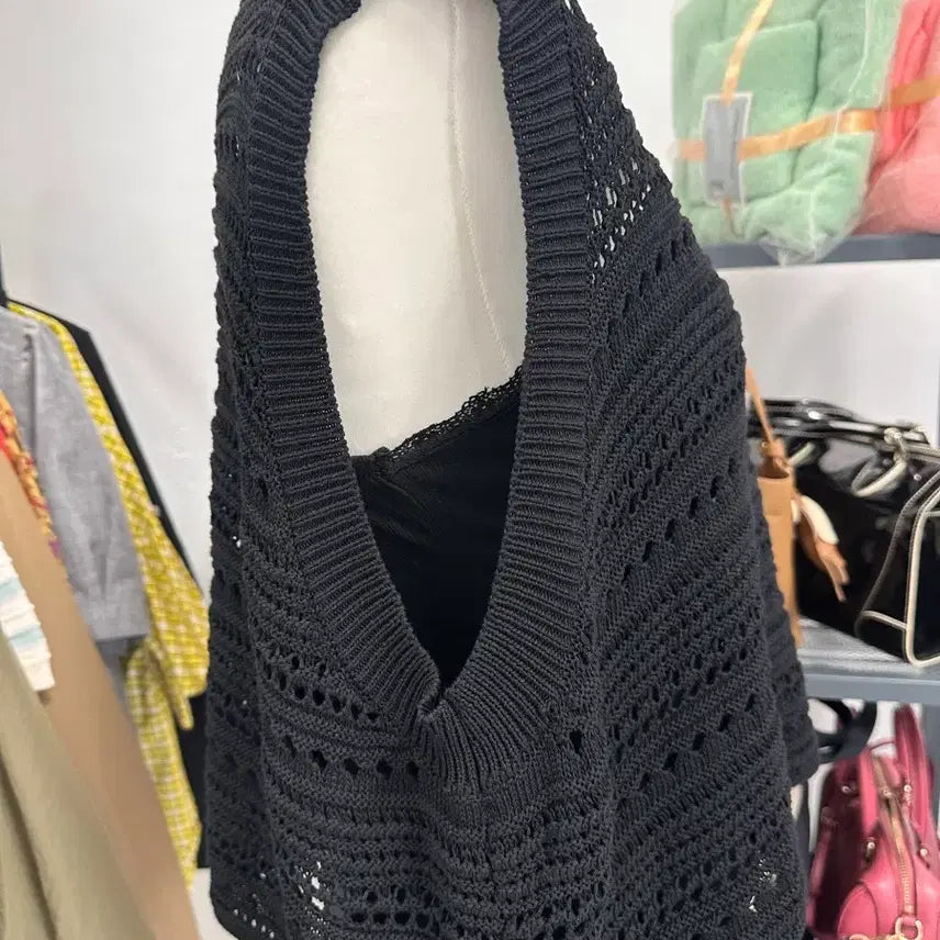 [BUNJANG] Black Crochet Knit Top / 블랙 크로셰 니트 탑