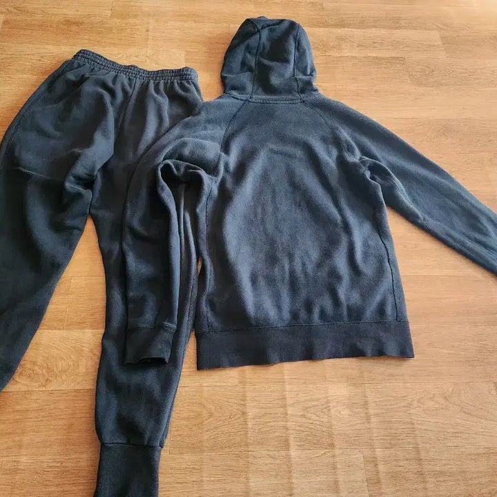 [BUNJANG] Jordan Hooded Sweatshirt and Jogger Pants Training Set - Black / 조던 후드티 트레이닝 바지 세트 블랙