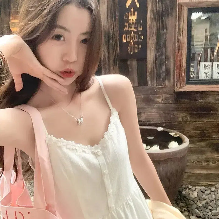 [BUNJANG] White V-Neck Short Dress for Summer Beach Look / 여름 필수 화이트 브이넥 끈 숏원피스 바닷가룩