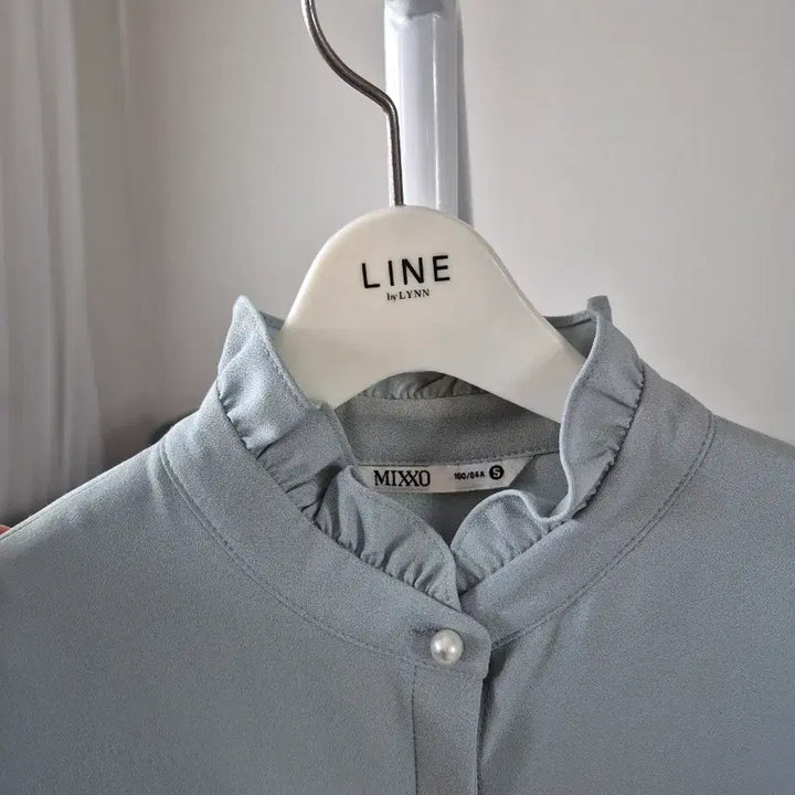 [BUNJANG] MOSS Pearl Button Blouse Mint S / 미쏘 진주버튼 민트 블라우스 S