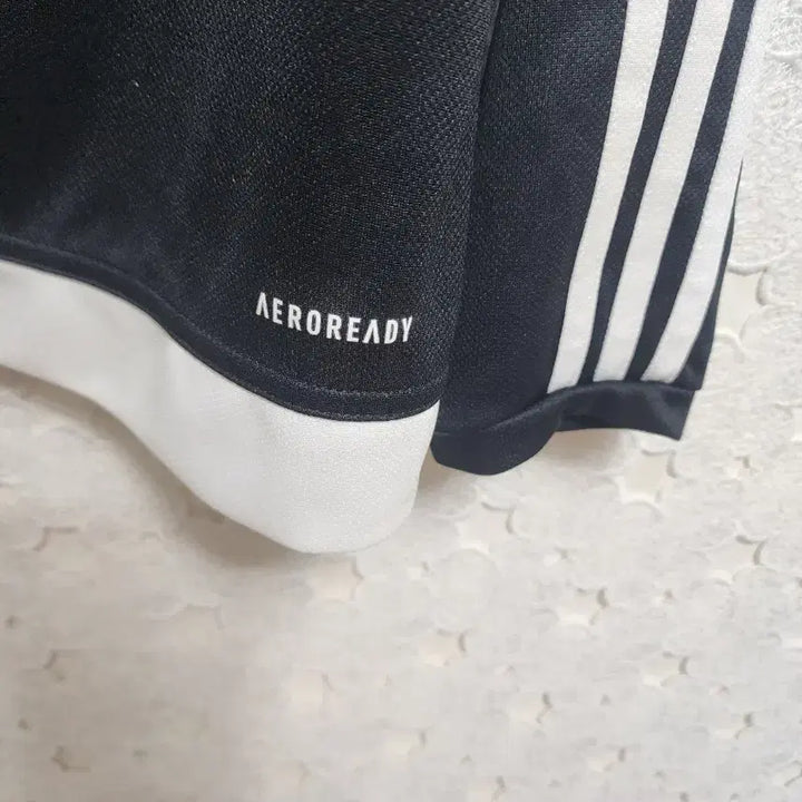 [BUNJANG] Adidas Unisex Jersey T-Shirt Size 95 / 아디다스 저지티셔츠 공용95