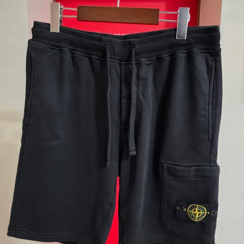 [BUNJANG] Stone Island 23SS Black Shorts - Size M / 23ss 스톤아일랜드 블랙 반바지 M