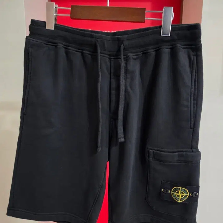 [BUNJANG] Stone Island 23SS Black Shorts - Size M / 23ss 스톤아일랜드 블랙 반바지 M