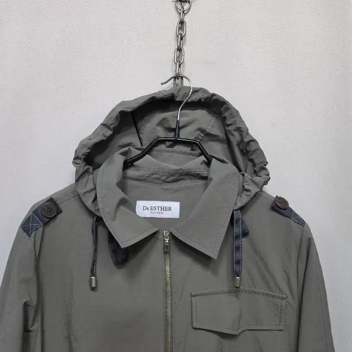 [BUNJANG] DE ESTHER Vivian Hooded Field Jacket / DE ESTHER 드에스더 비비안 후드 야상 점퍼