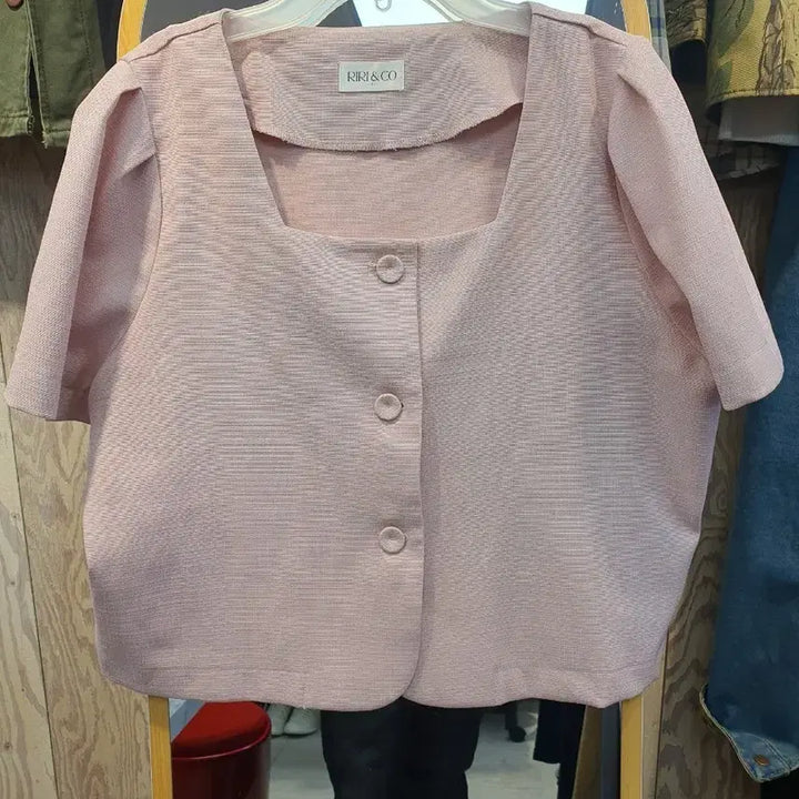 [BUNJANG] Lirienneco Square Neck Pintuck Puff Cropped Blouse (Pink, Size 2) / [상태최상] 리리앤코 스퀘어넥 핀턱 퍼프 크롭 블라우스 (핑크/2사이즈)
