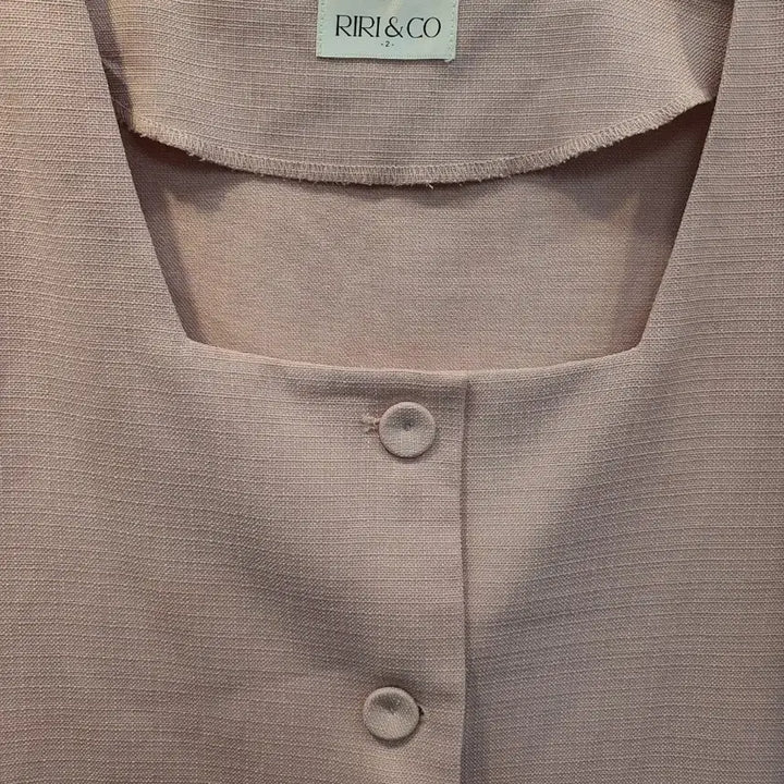 [BUNJANG] Lirienneco Square Neck Pintuck Puff Cropped Blouse (Pink, Size 2) / [상태최상] 리리앤코 스퀘어넥 핀턱 퍼프 크롭 블라우스 (핑크/2사이즈)