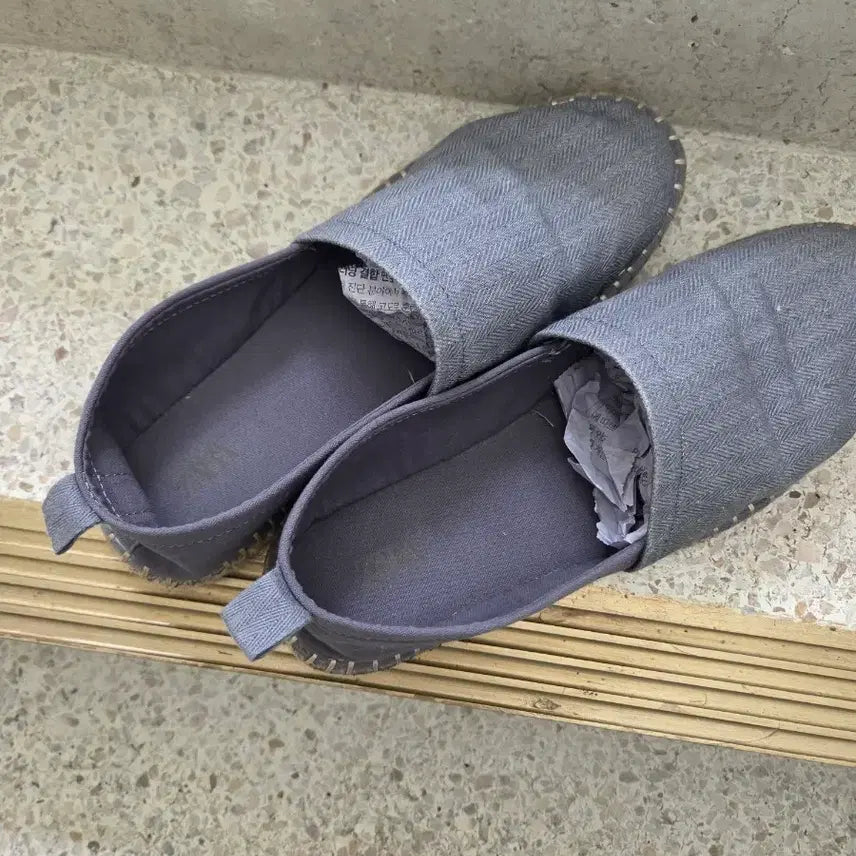 [BUNJANG] Zara Slip-on Sneakers Grey / 자라 ZARA 슬립온 그레이