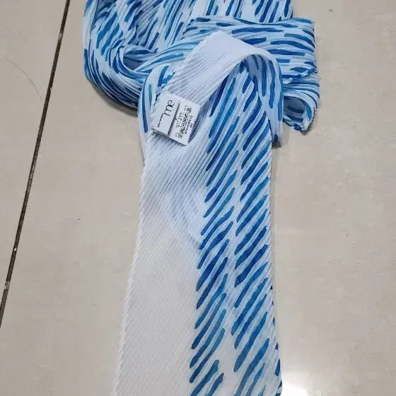 [BUNJANG] Issey Miyake Scarf / 이세이미야케 스카프