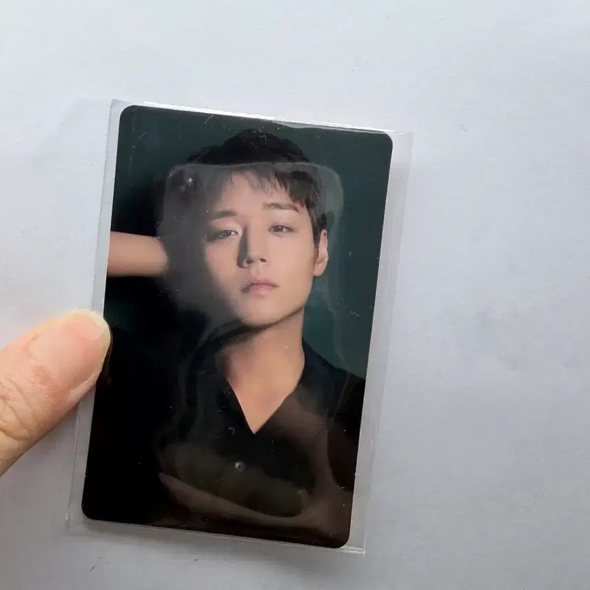 [BUNJANG] Park Jihoon Giyeongi Charcoal Two-piece Chicken Photocard / 박지훈 기영이숯불두마리치킨 포카