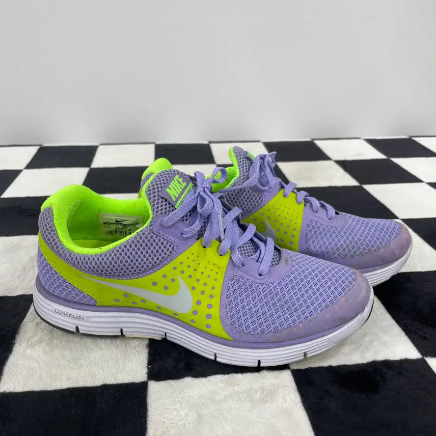[BUNJANG] Nike Luna Swift 4 Running Shoes (240mm) / 509) 나이키 루나스위프트4 런닝화 240mm