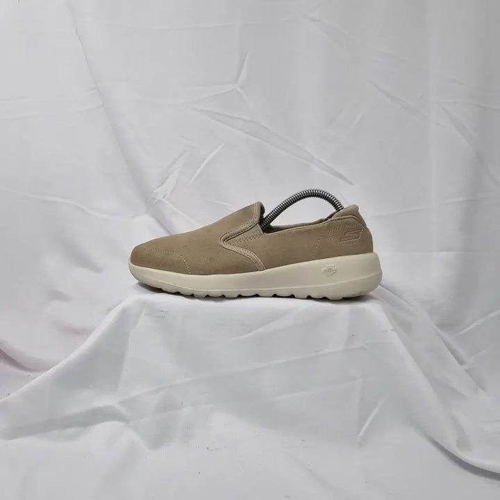 [BUNJANG] Skechers Go Walk Joypredict Sneakers / 빈티지하서 235 스케쳐스 고 워크 조이 프리딕트 스니커즈 운동화