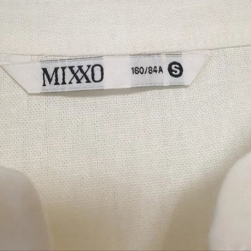 [BUNJANG] Mixxo Sleeveless Blouse Ivory / 믹쏘 민소매 블라우스 아이보리