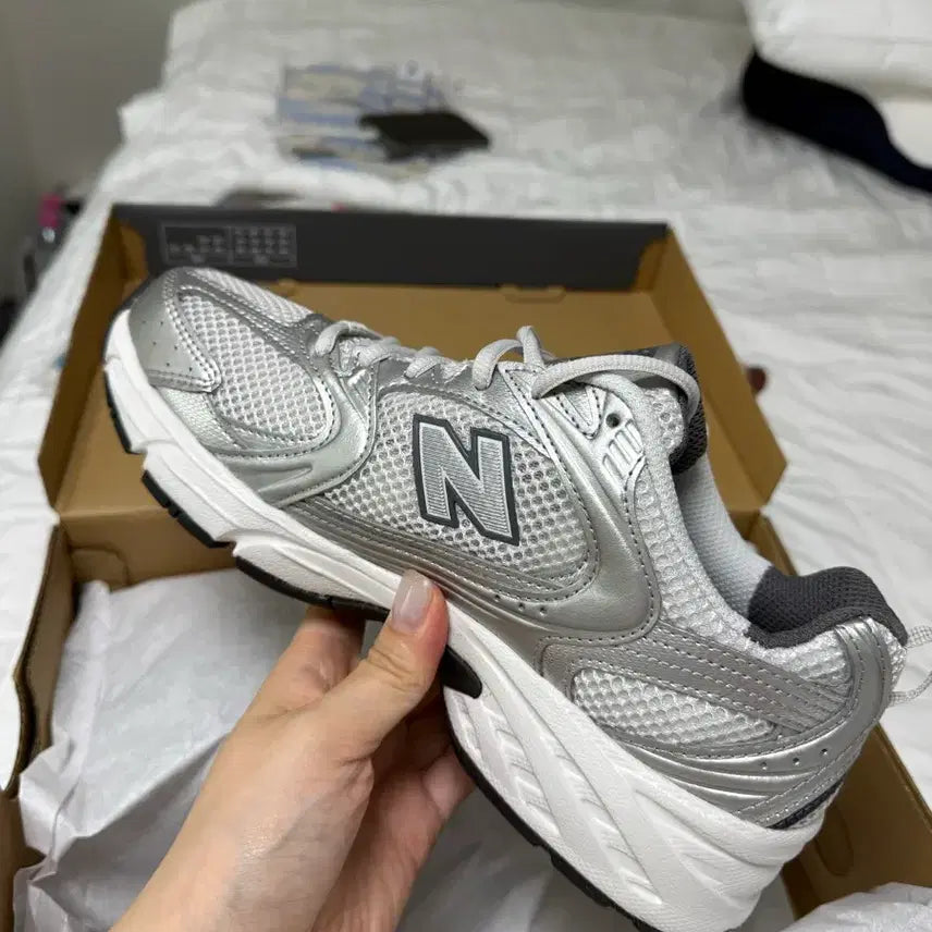 [BUNJANG] New Balance 530 Sneakers / 뉴발란스 530