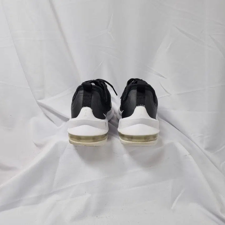 [BUNJANG] Nike Air Max Axis Black Sneakers / 빈티지하서 235 나이키 에어맥스 엑시스 블랙 스니커즈 운동화