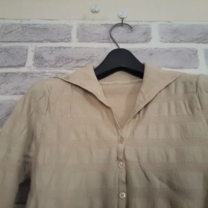[BUNJANG] Latium Beige Short-Sleeve Polo Knit / 라띠움 베이지 반팔 카라니트/알뜰한여우