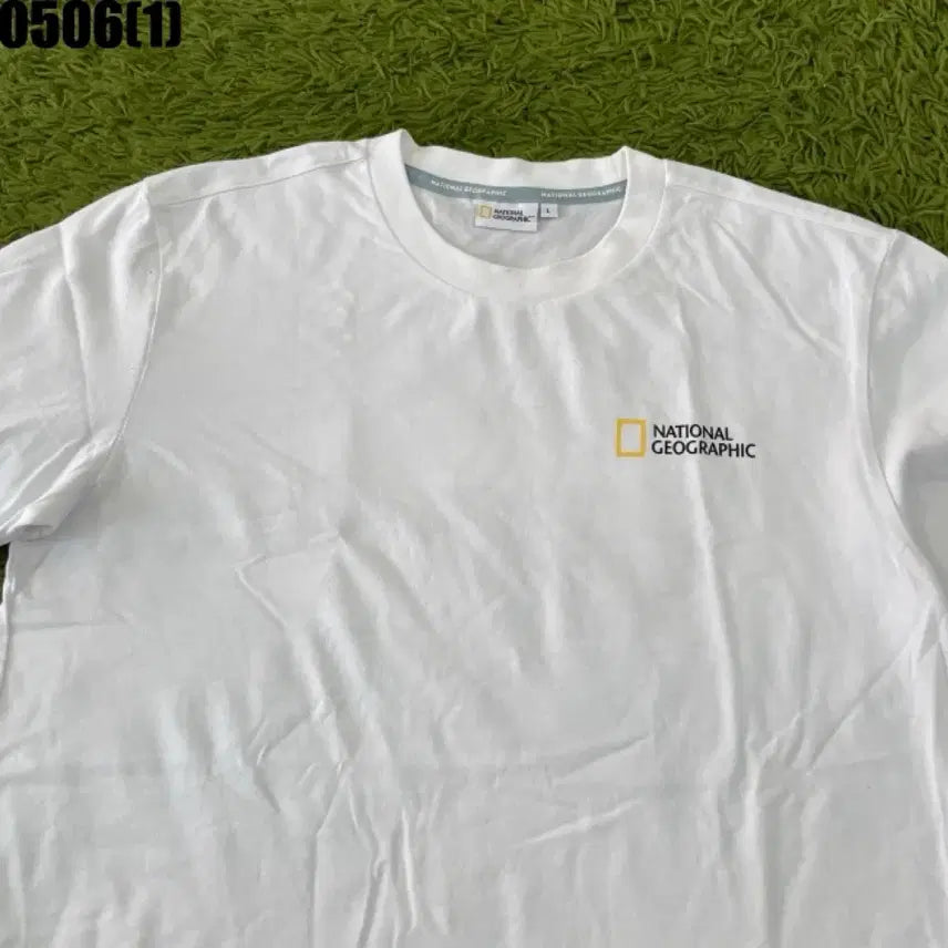 [BUNJANG] National Geographic White Short Sleeve T-Shirt / 내셔널지오그래픽 흰색 반팔 티셔츠