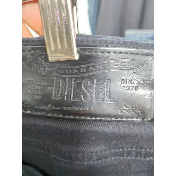 [BUNJANG] Diesel Black Denim Pants 29 Inch D101 / 29인치 디젤 블랙데님팬츠 흑청바지 D101