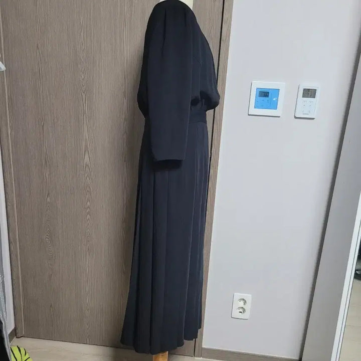 [BUNJANG] ORR Black Long Flare Dress / 오르 고급스런 블랙 롱 플레에 원피스  하객룩