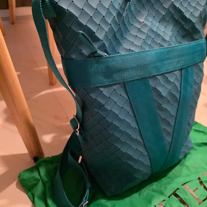 [BUNJANG] Bottega Veneta V Logo Rubber Intrecciato Backpack Blue / 보테가베네타 V로고 러버 인트레치아토 백팩 블루