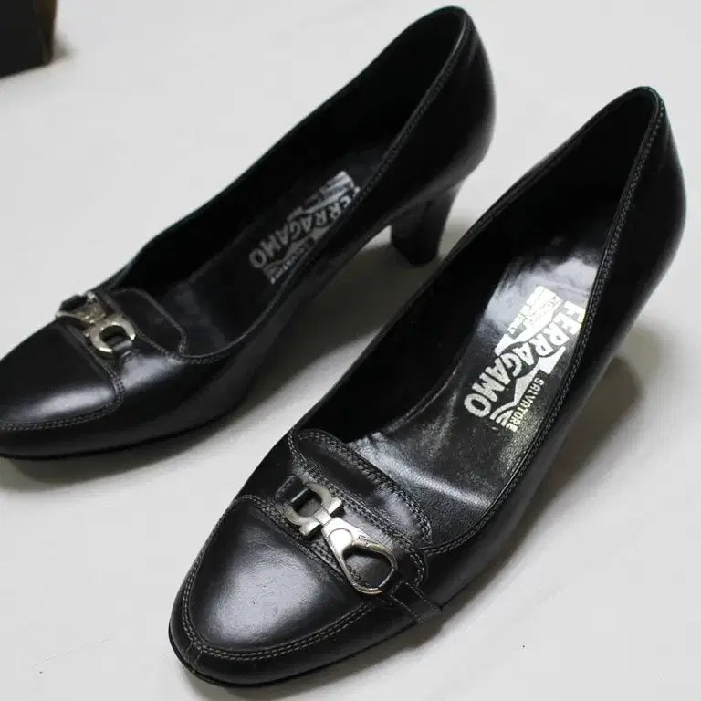 [BUNJANG] Salvatore Ferragamo Women&