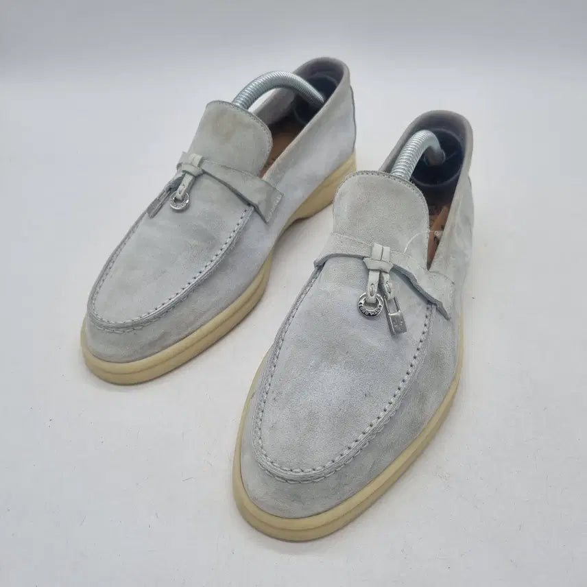 [BUNJANG] Loro Piana Summer Walk Light Grey Suede Women&