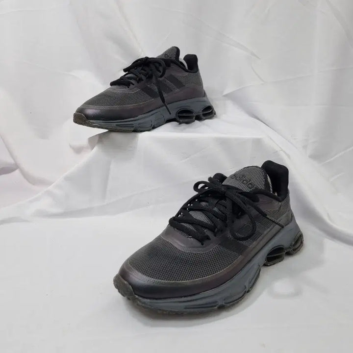 [BUNJANG] Adidas Quadcube Black Sneakers / 빈티지하서 235 아디다스 쿼드큐브 블랙 스니커즈 운동화