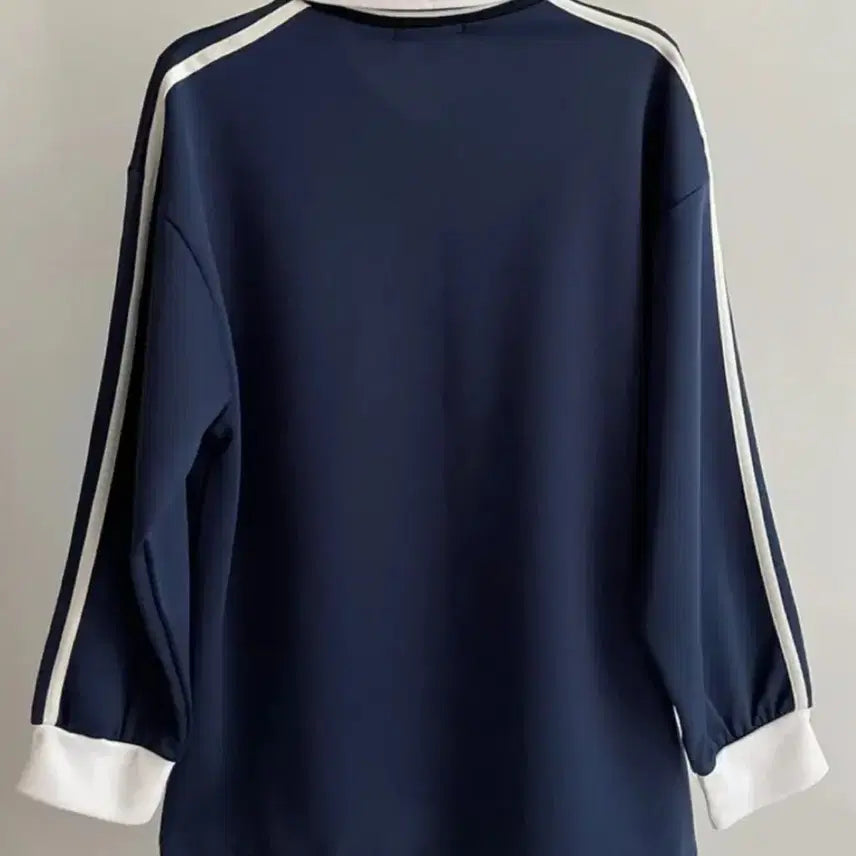 [SOLD OUT] 에이블리 어퍼머티브 히든 풋볼 져지티 (네이비) y2k 키치