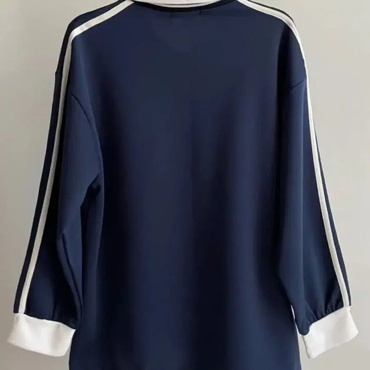 [SOLD OUT] 에이블리 어퍼머티브 히든 풋볼 져지티 (네이비) y2k 키치