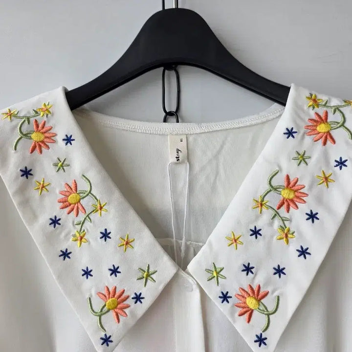 [BUNJANG] Embroidered Collar A-Line White Dress / XL/ 자수카라 화이트 원피스/새제품