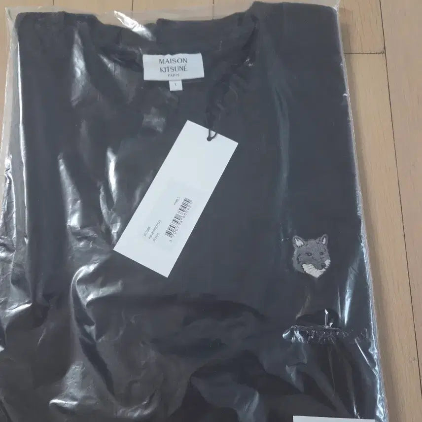 [BUNJANG] Maison Kitsuné Black Short Sleeve T-Shirt (L) / (새제품)메종키츠네 블랙 반팔티 L