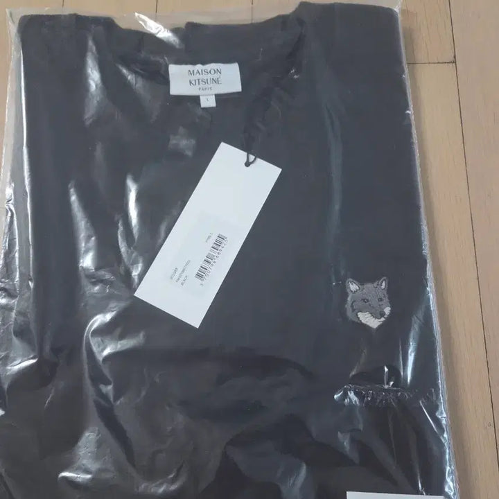 [BUNJANG] Maison Kitsuné Black Short Sleeve T-Shirt (L) / (새제품)메종키츠네 블랙 반팔티 L