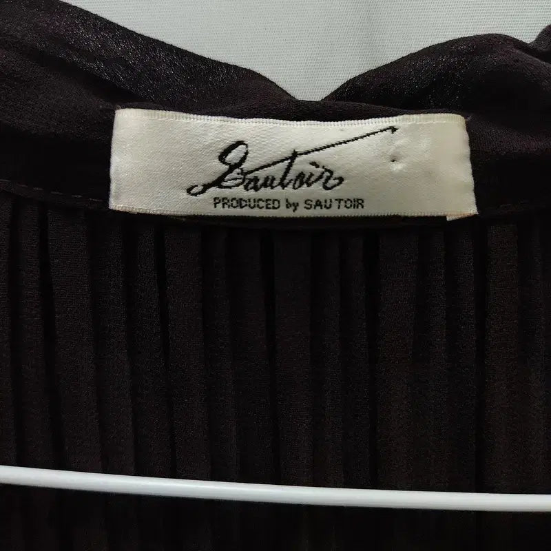 [BUNJANG] Vintage Pleated Sleeveless Blouse Brown / 빈티지 플리츠 브라운 블라우스 슬리브리스 F