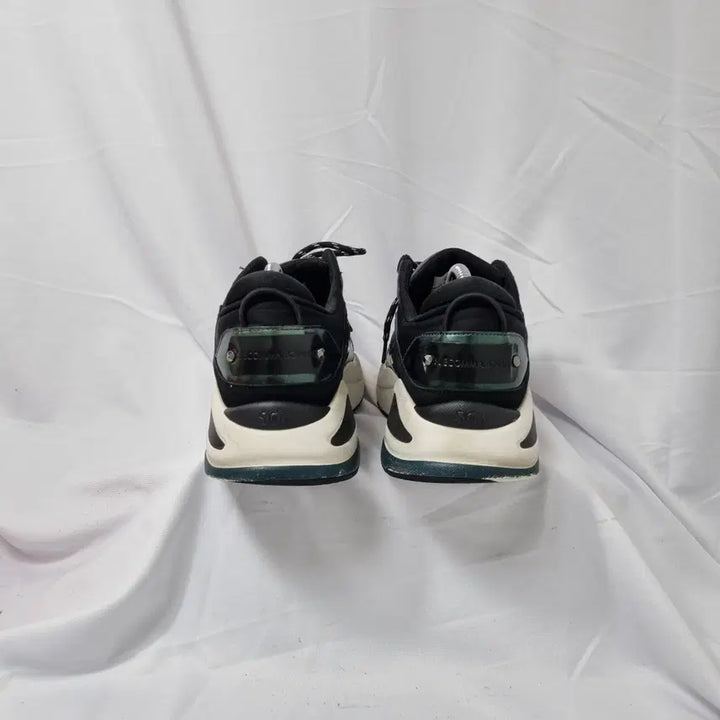 [BUNJANG] SCOMMAGIONI Queens Black Sneakers / 빈티지하서 235 슈콤마보니 퀸즈 블랙 스니커즈